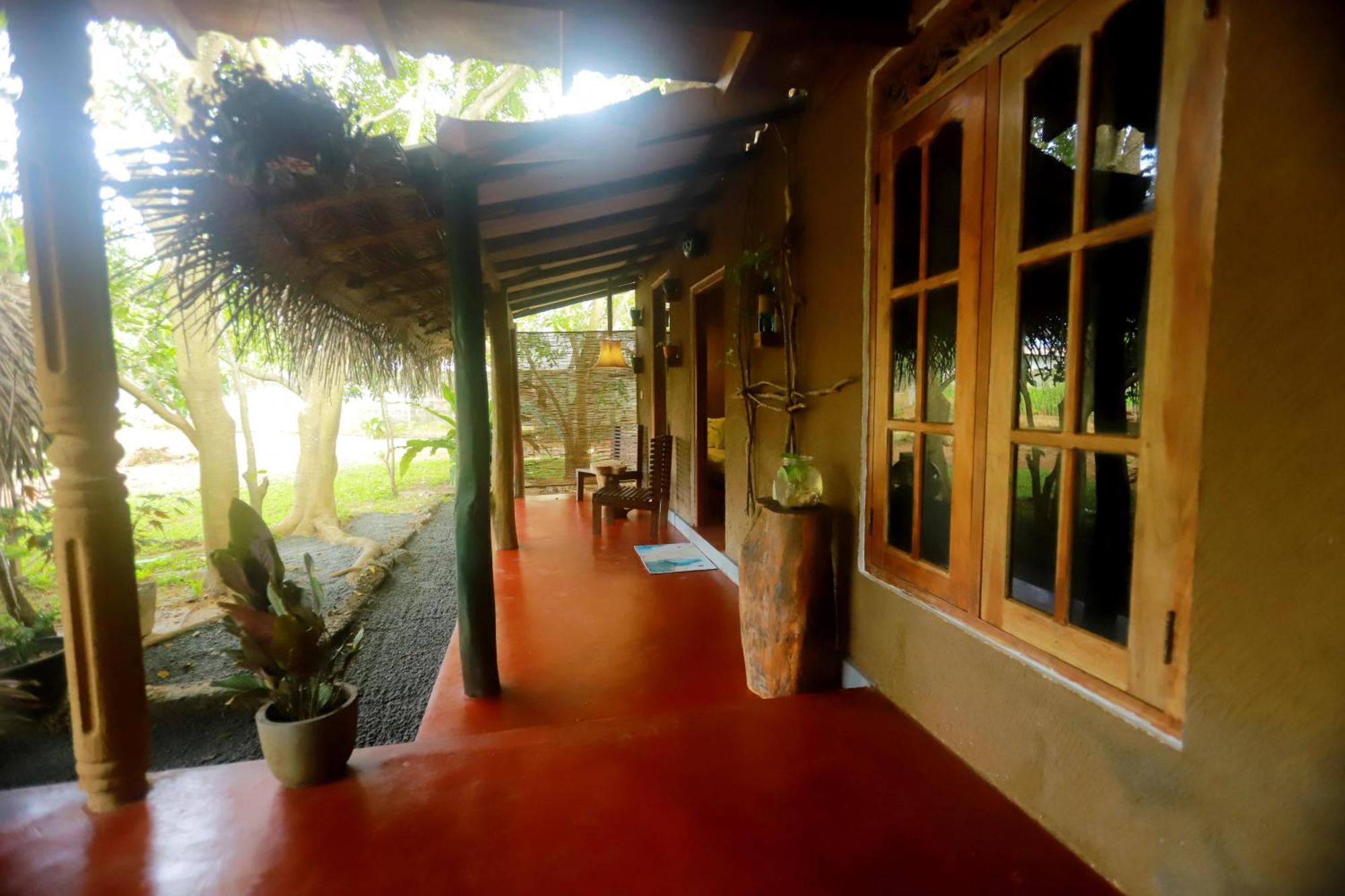 Dinna Nature Hostel Сигирия Екстериор снимка