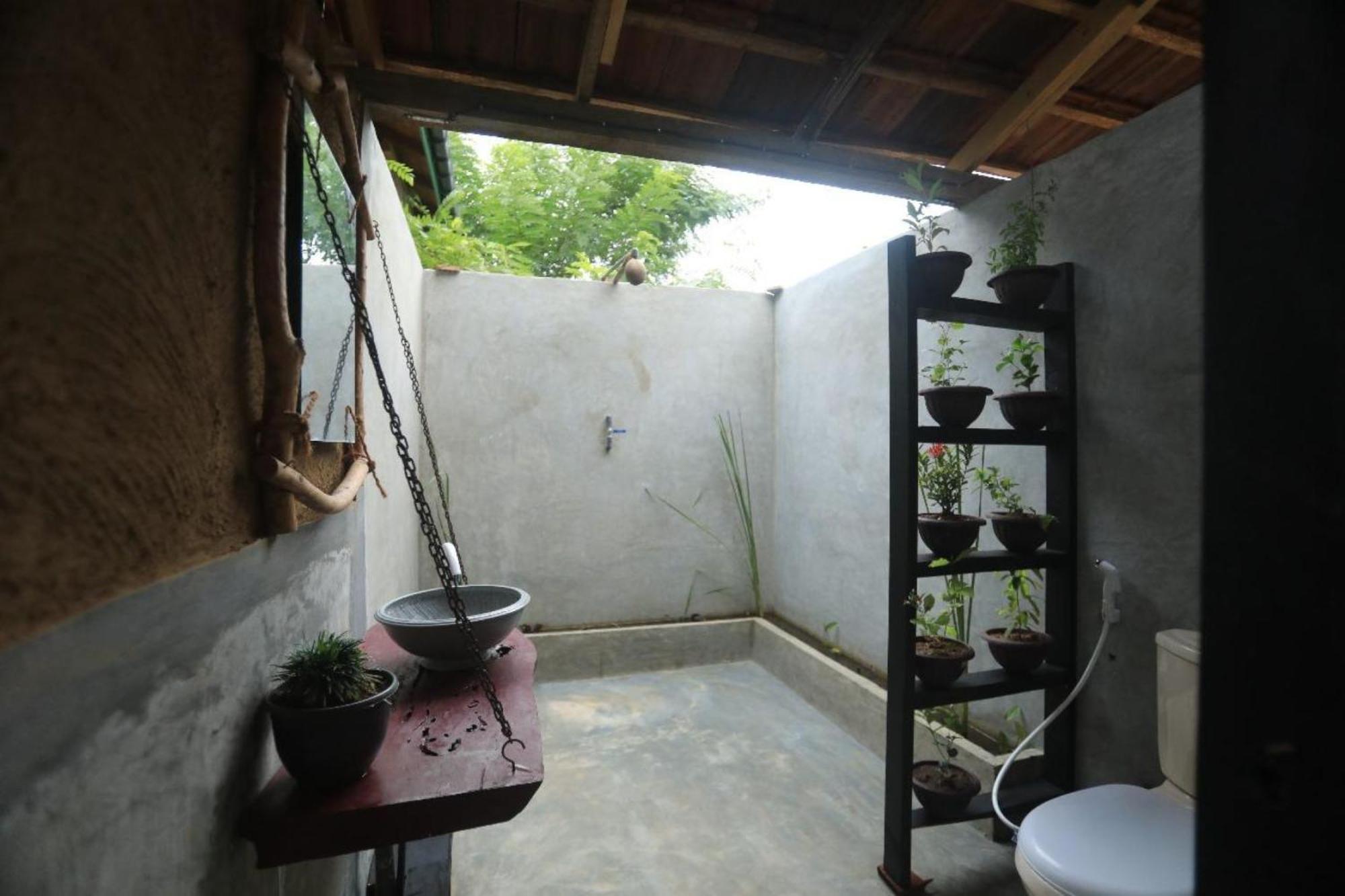 Dinna Nature Hostel Сигирия Екстериор снимка